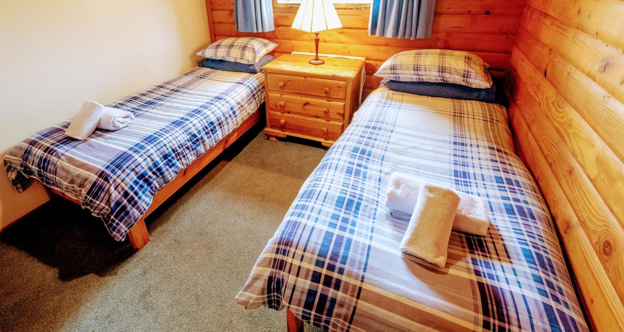 Loch Insh Chalets Ltd Kincraig Ngoại thất bức ảnh